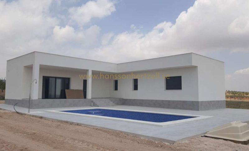 Villa - New Build - Pinoso - CBW-76403