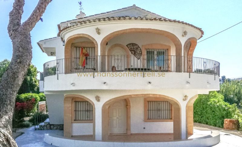 Villa - Försäljning - Javea - Cala Blanca