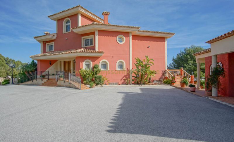 Villa - Försäljning - Alfas del Pi - BACK-27190