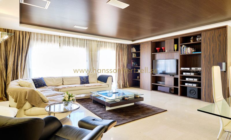 Apartment - Sale - Torrevieja  - Central