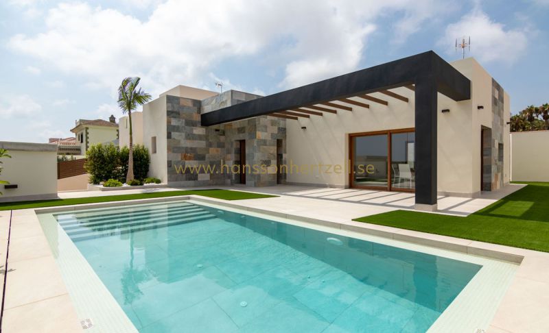 Вилла - New Build - Torrevieja  - Los Altos