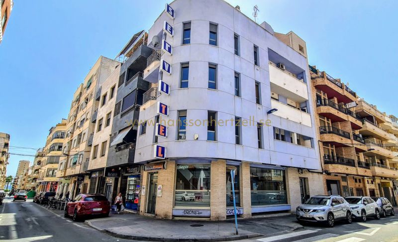 Commercial - Sale - Torrevieja  - Centro 