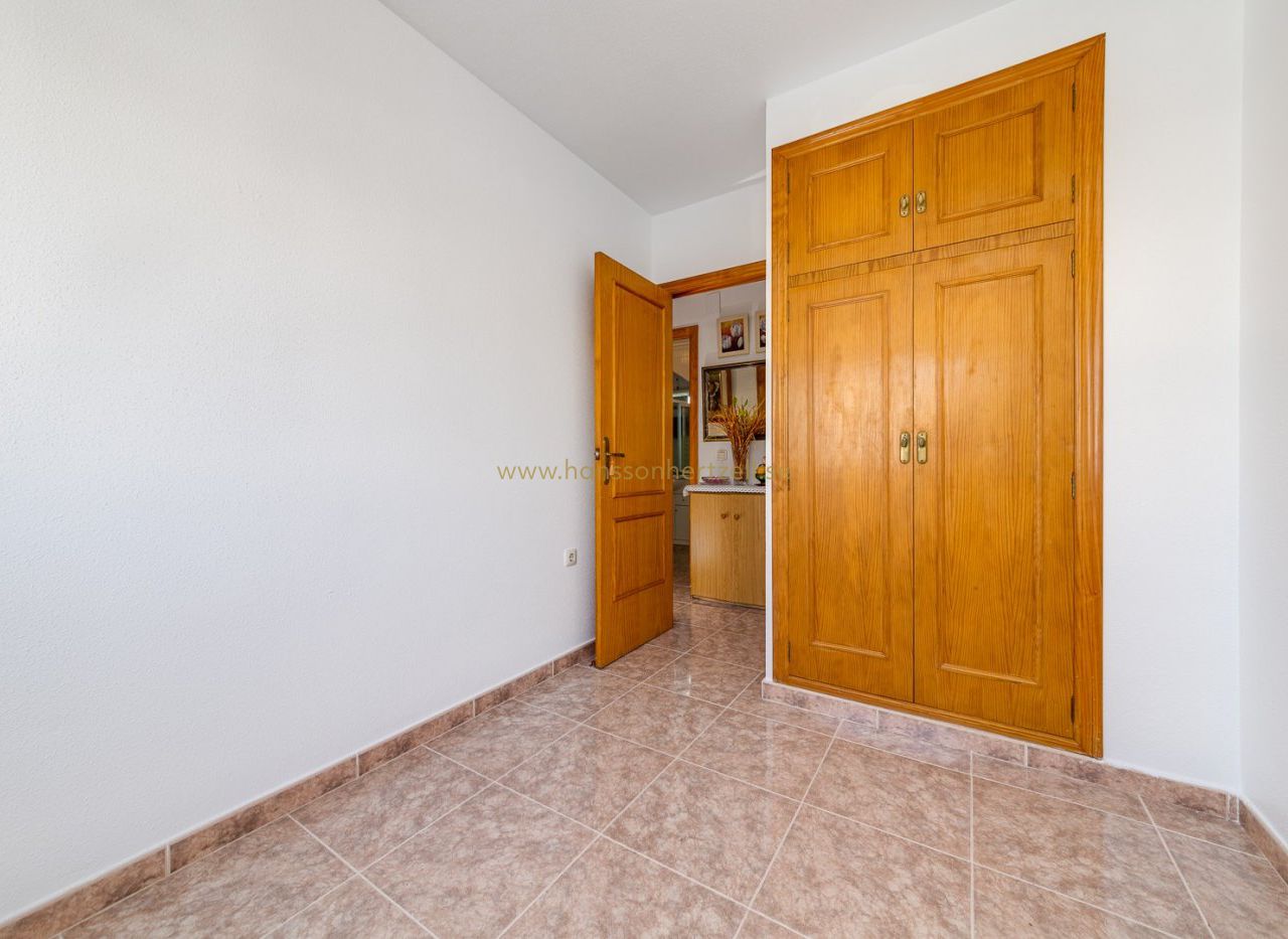 Försäljning - Lägenhet - Torrevieja - Aguas Nuevas 