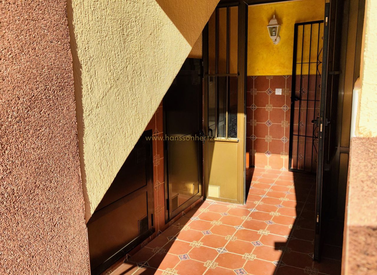 Försäljning - Lägenhet - Torrevieja - La Mata