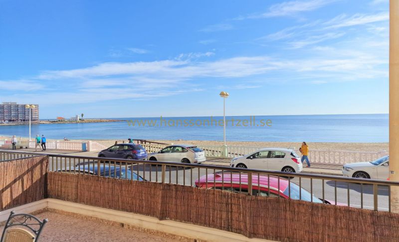 Apartamento - Venta - Torrevieja  - Playa Los Locos 