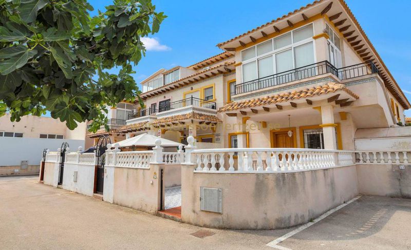 Lägenhet - Försäljning - Orihuela Costa - Punta Prima