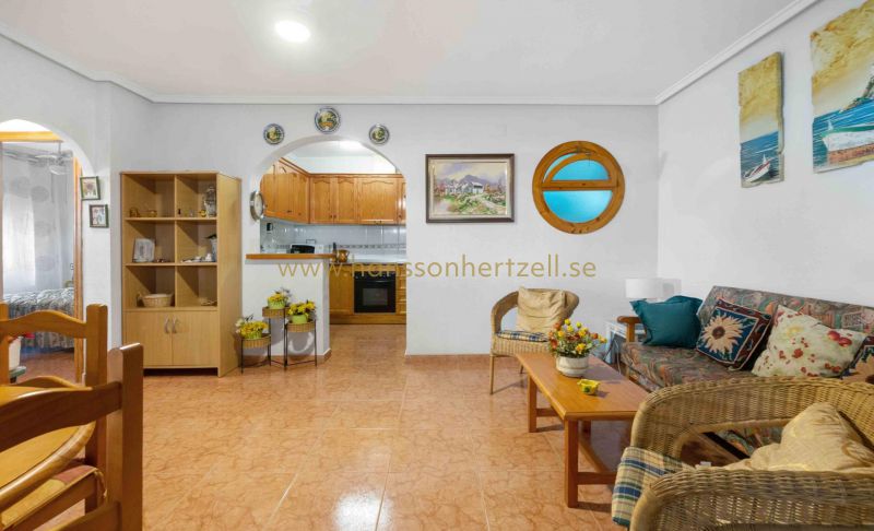Villa - Försäljning - Orihuela Costa - Playa Flamenca