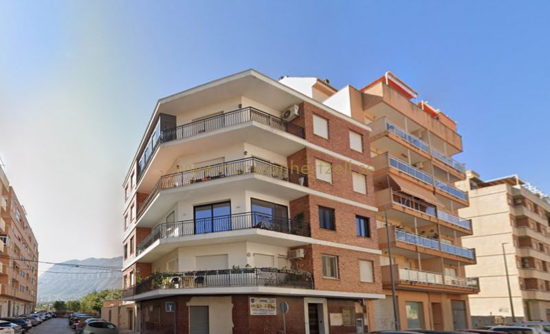 Appartement - Sale - Denia - El Saladar