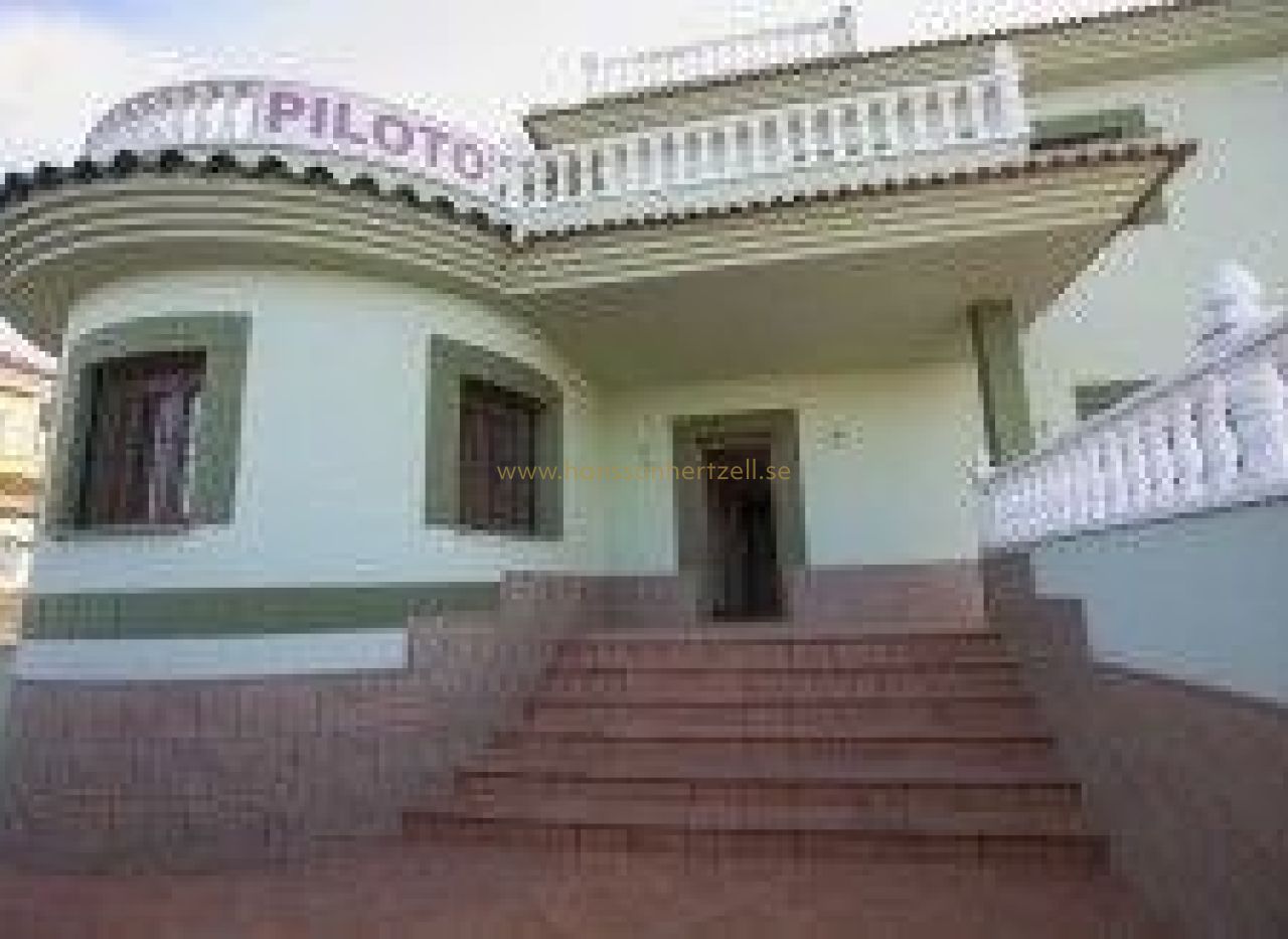 Nybyggnad - Villa - Torrevieja - Los Altos