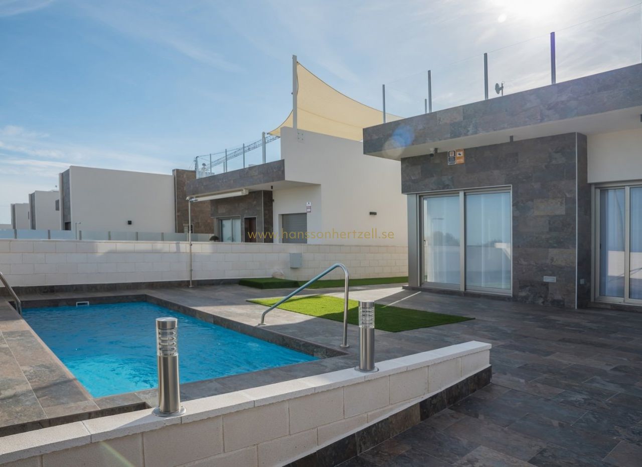 Nueva construcción  - Chalet - Orihuela Costa - PAU 8