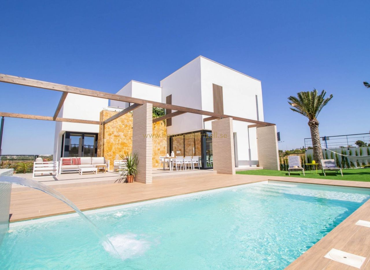 Nueva construcción  - Chalet - Orihuela Costa - Dehesa de Campoamor 