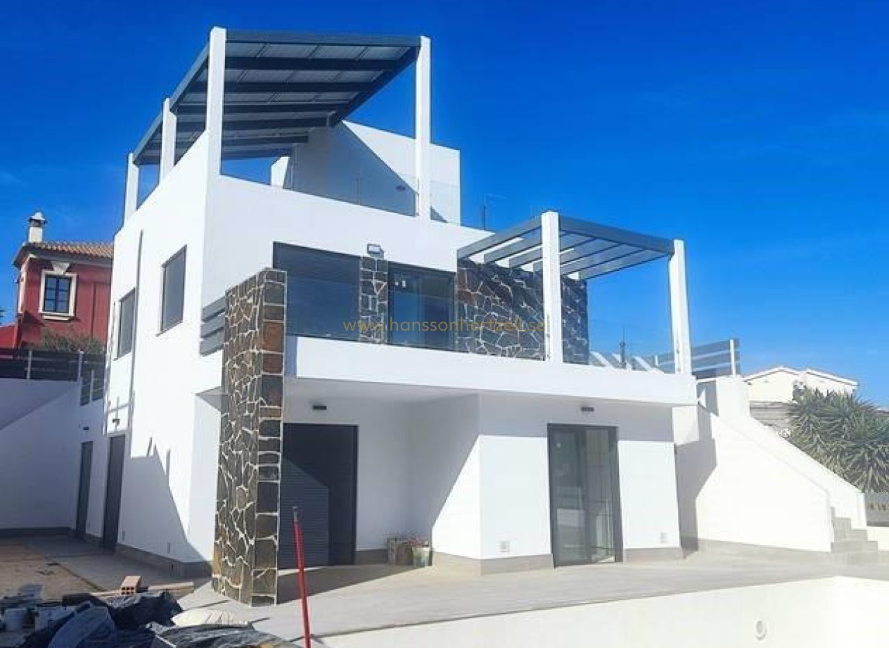 Nybyggnad - Villa - Rojales  - La Marquesa