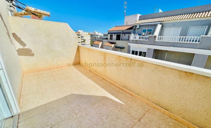 Appartement - Sale - Torrevieja  - HH-EB-STS-5159