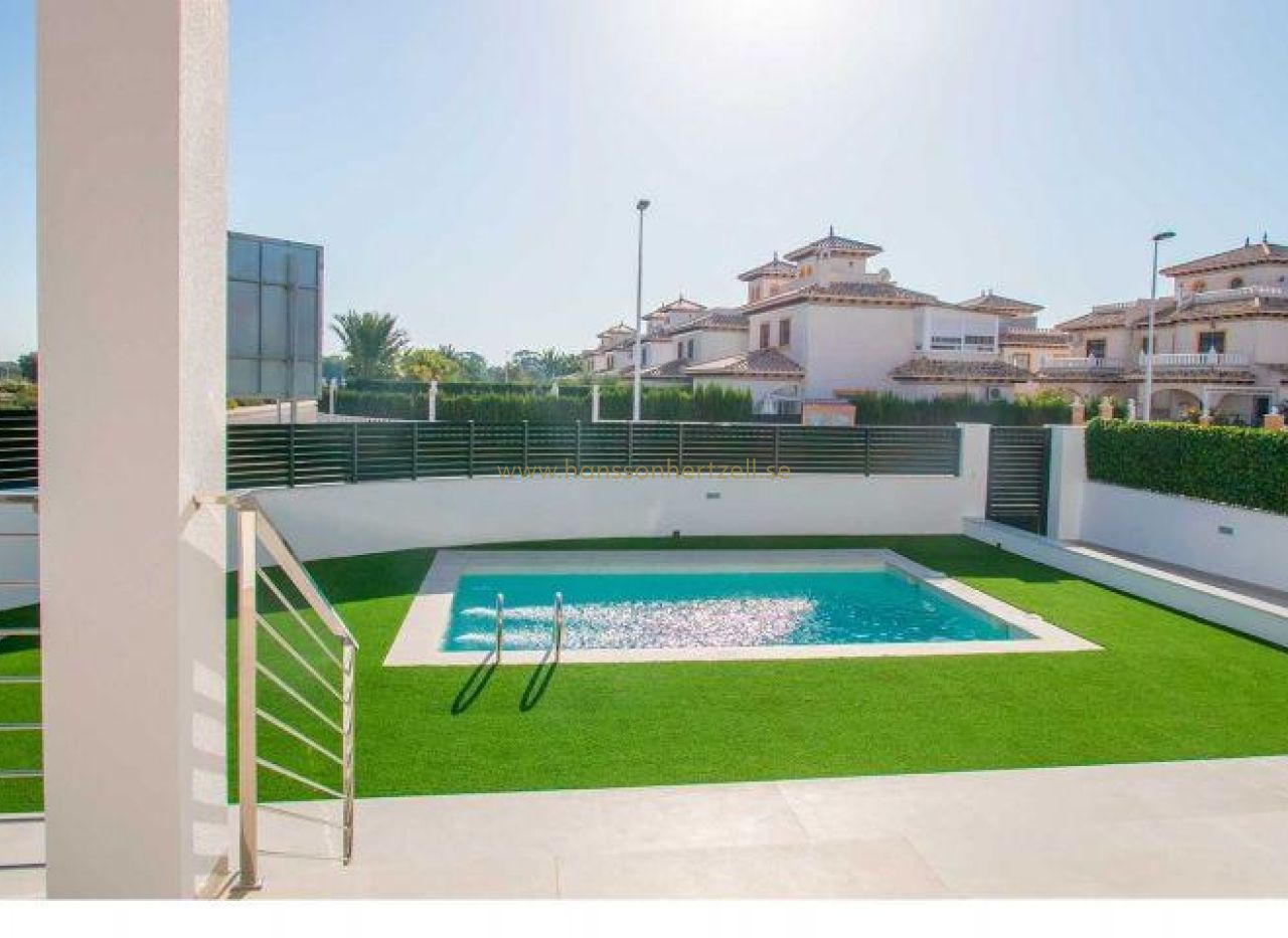 Nueva construcción  - Chalet - La marina - La Marina / El Pinet