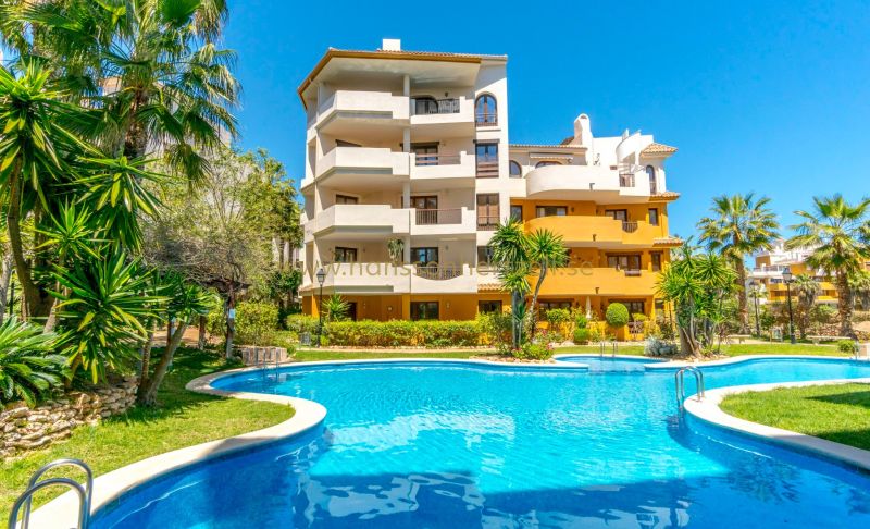 Appartement - Sale - Orihuela Costa - Punta Prima