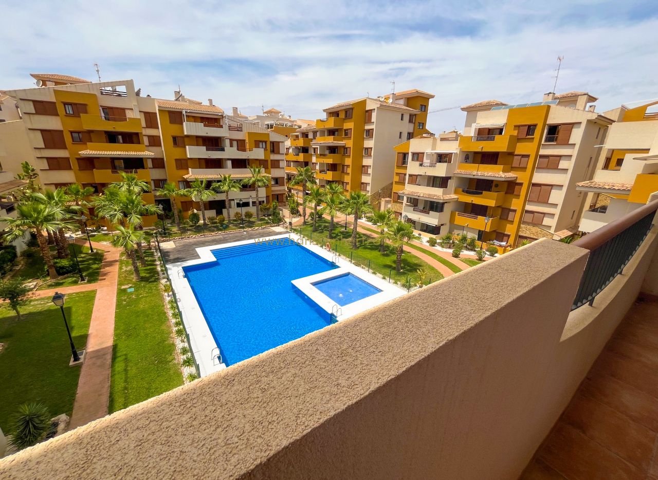 Venta - Apartamento - Torrevieja  - La Recoleta