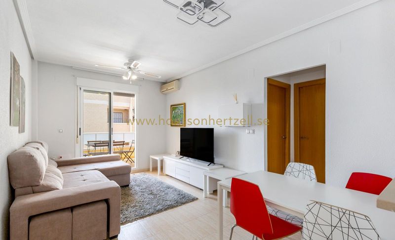 Apartment - Sale - Torrevieja  - Sector 25