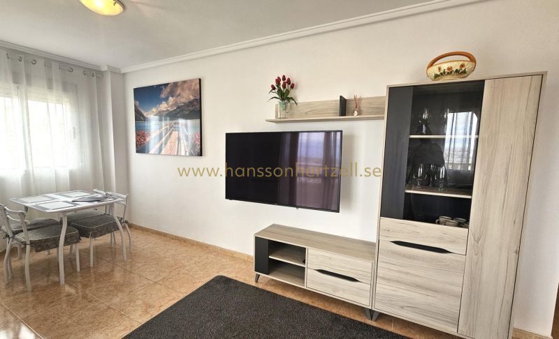 Apartamento - Venta - Torrevieja  - Torrevieja