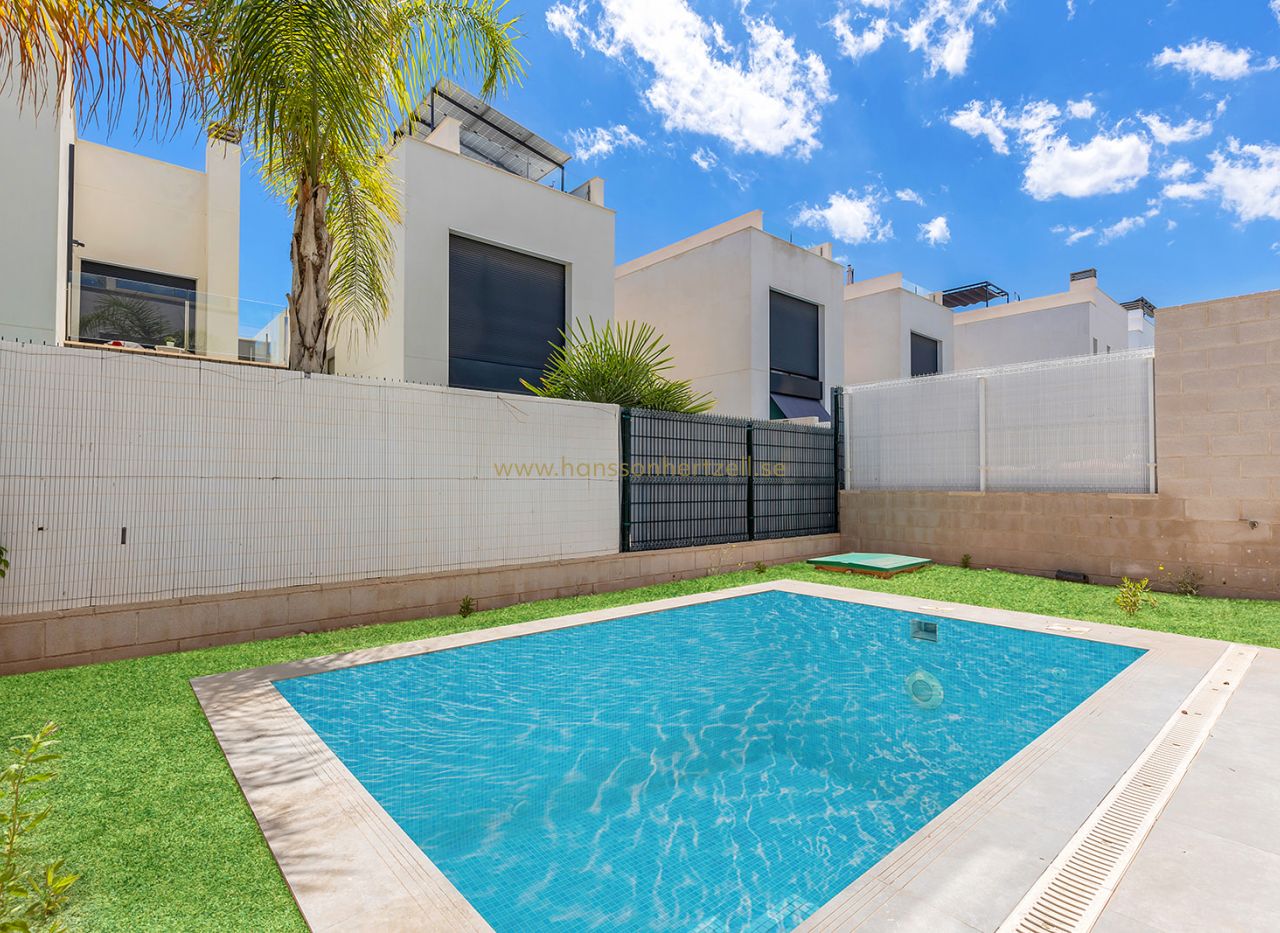 Försäljning - Villa - Orihuela Costa - Pau 26