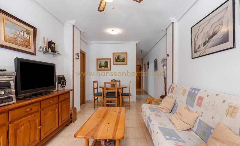 Appartement - Sale - Torrevieja  - Torrevieja