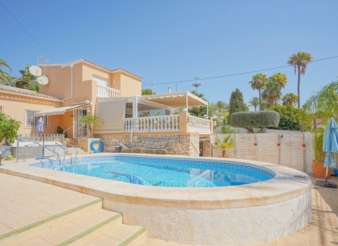 Försäljning - Villa - Calpe - Partida Calalga