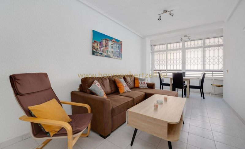 Apartment - Sale - Torrevieja  - Torrevieja