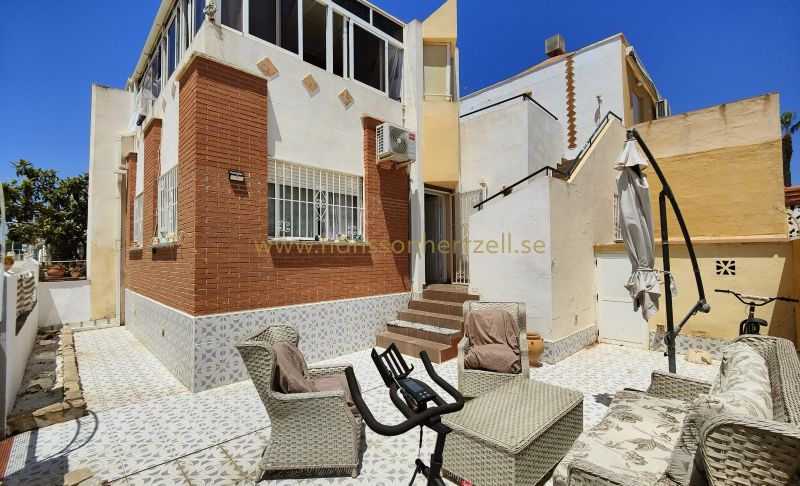 Maison de ville - Sale - Torrevieja  - Los Altos