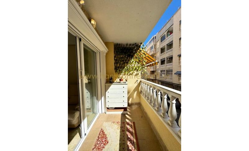 Appartement - Sale - Torrevieja  - Playa del Cura