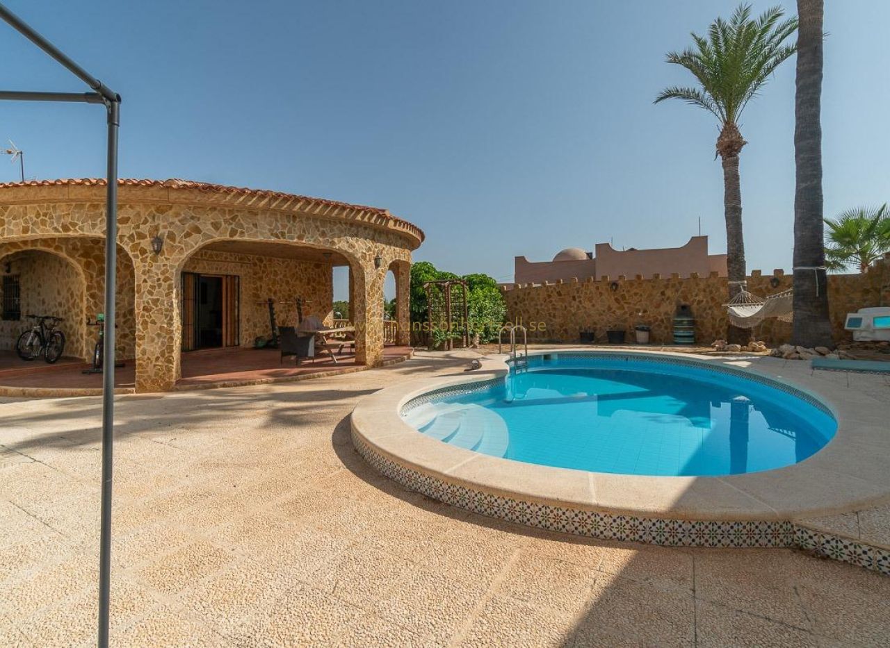 Försäljning - Villa - Torrevieja - Los Altos