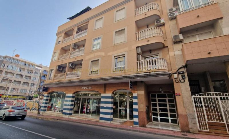 Apartamento - Venta - Torrevieja  - Torrevieja