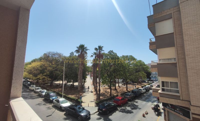 Appartement - Sale - Torrevieja  - Center