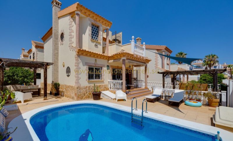 Villa - Sale - Orihuela Costa - Los Dolses 