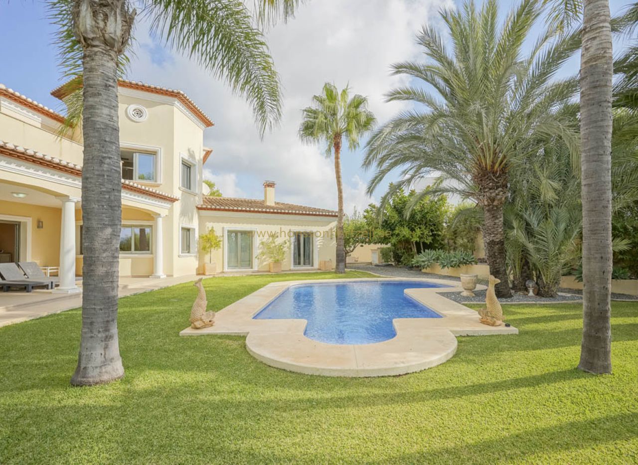 Sale - Villa - Benissa