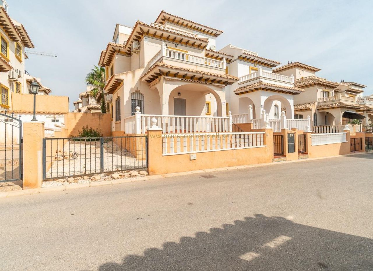 Försäljning - Villa - Orihuela Costa - Los Dolses