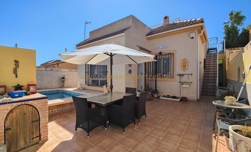 Villa - Försäljning - Torrevieja - La Rosaleda