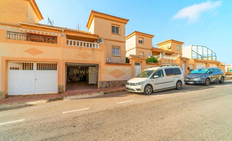 Maison de ville - Sale - Torrevieja  - Los Altos