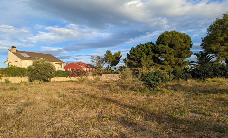 Ground - Försäljning - Denia - Deveses