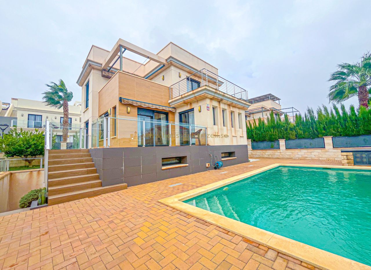 Försäljning - Villa - Orihuela Costa