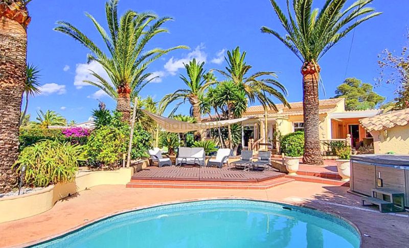 Villa - Sale - Javea - Costa Nova