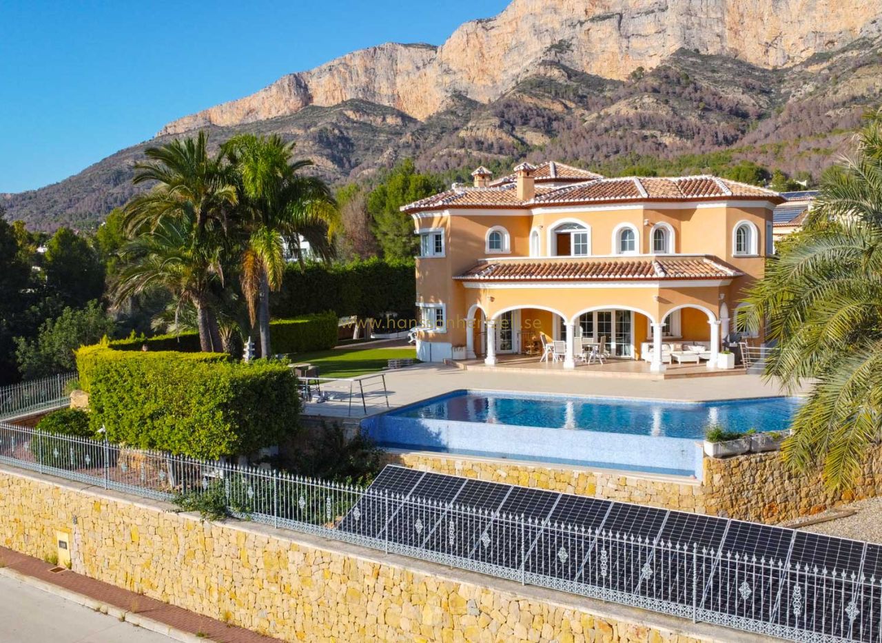 Försäljning - Villa - Javea - El Garroferal