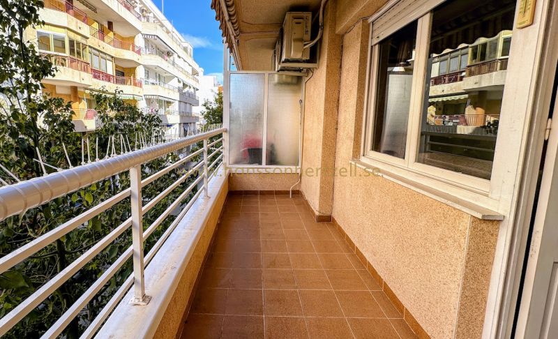 Appartement - Sale - Torrevieja  - Playa del Cura