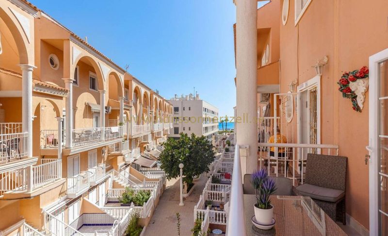 Apartment - Sale - Torrevieja  - La Mata