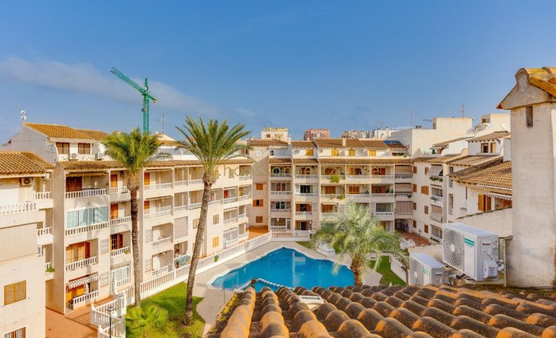 Appartement - Sale - Torrevieja  - Playa Los Locos 