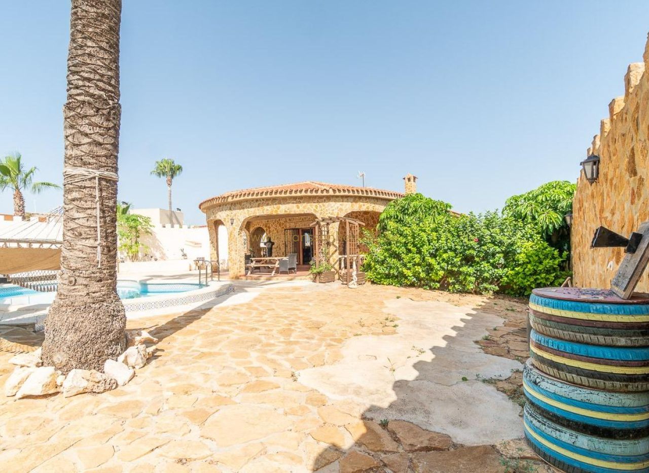 Försäljning - Villa - Torrevieja - Los Altos