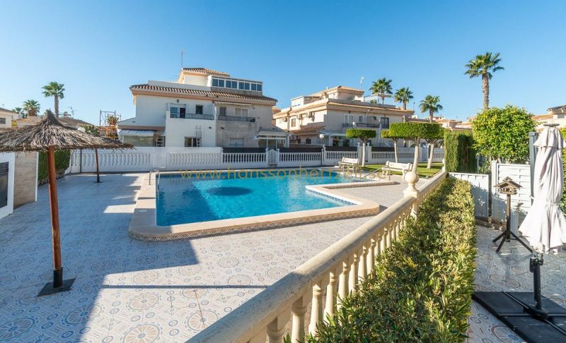 Villa - Sale - Orihuela Costa - Playa Flamenca