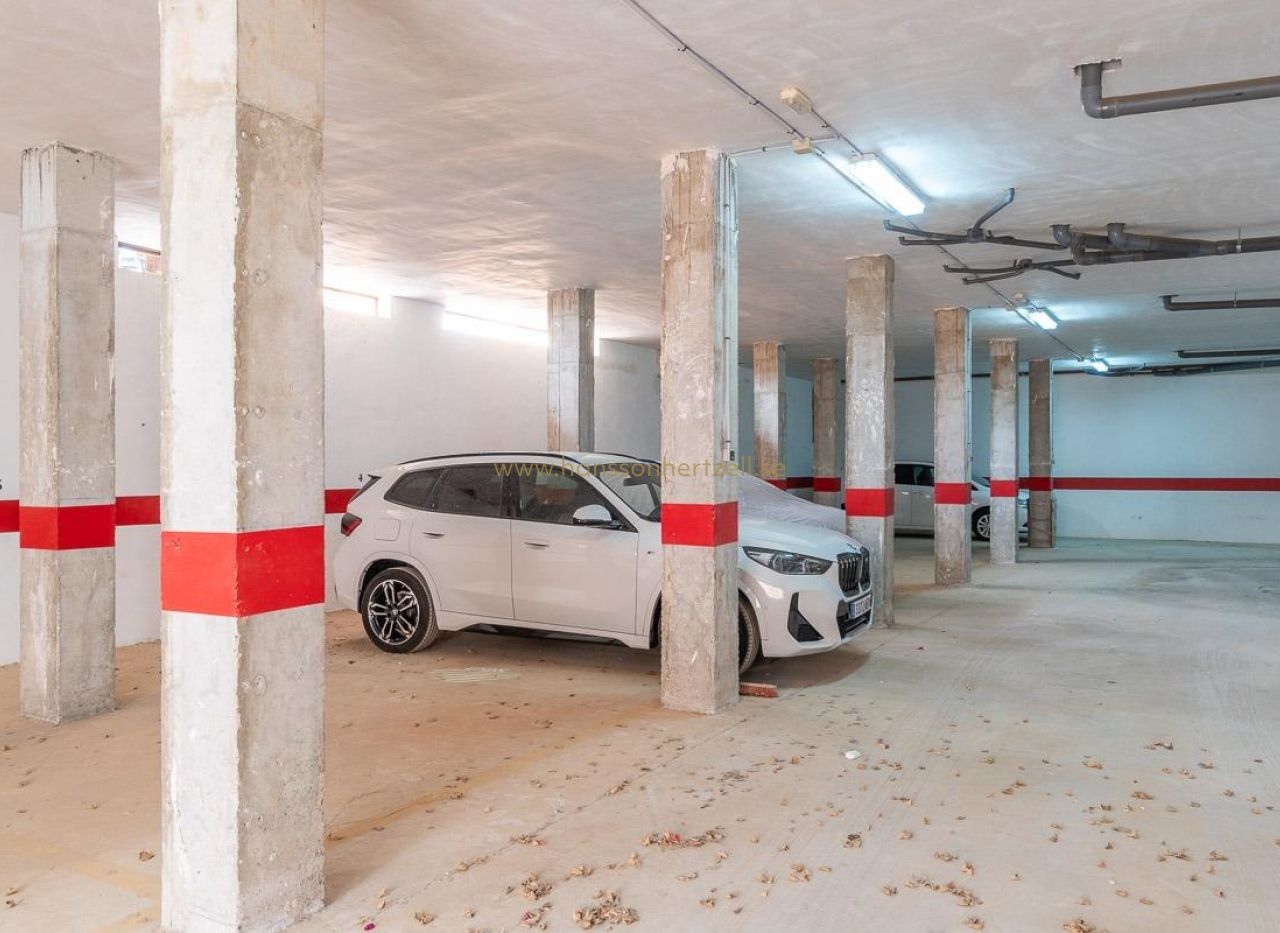 Sale - Garage - Orihuela Costa - Montezenia