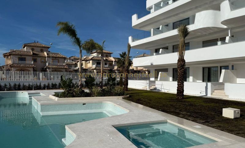 Apartamento - Nueva construcción  - Orihuela Costa - Lomas de Cabo Roig 