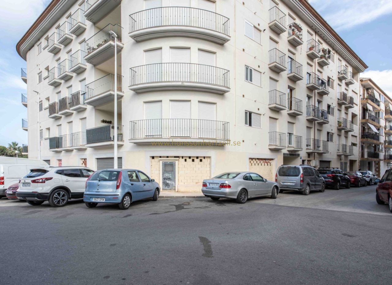 Sale - Commercial - Javea - Center