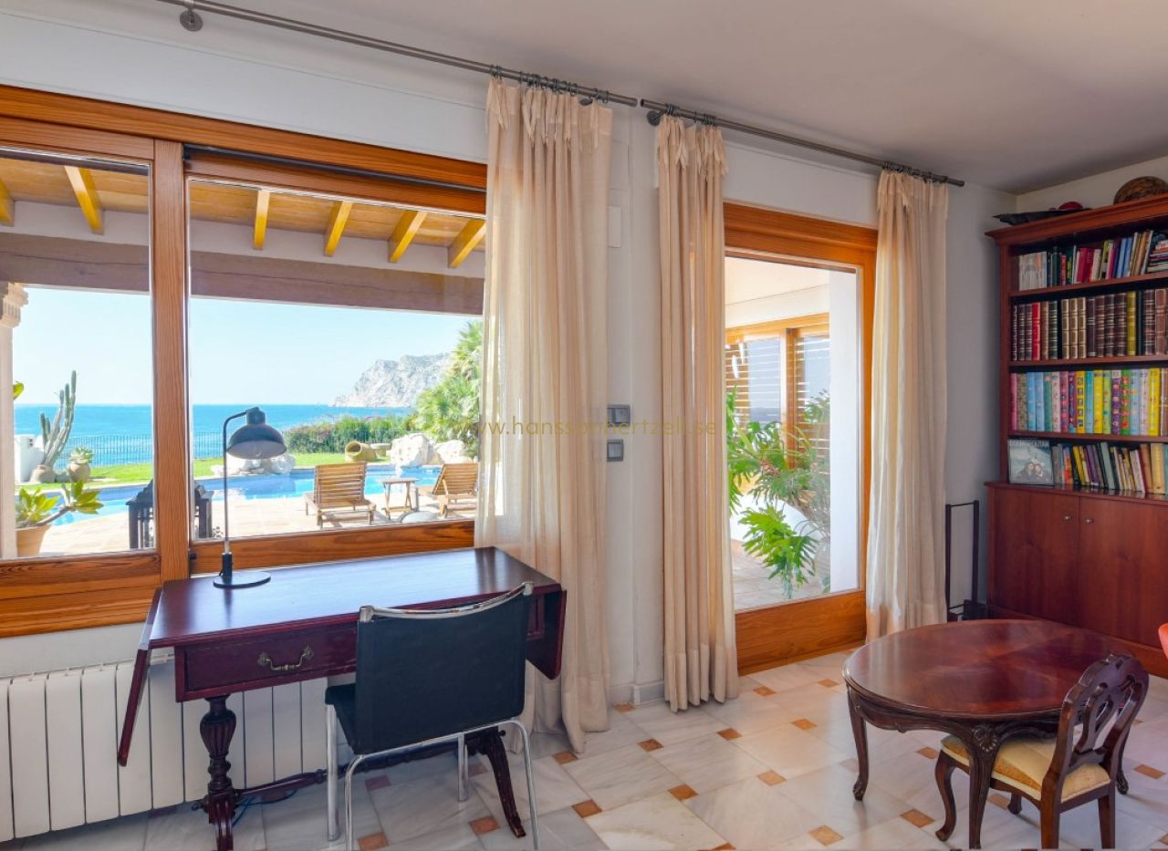 Sale - Villa - Denia - La Pedrera