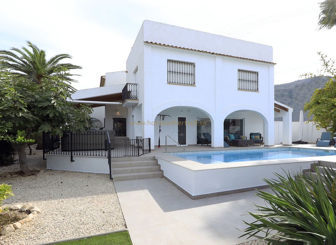 Venta - Chalet - Albir